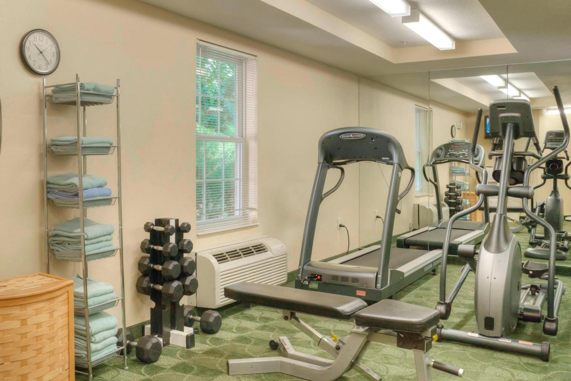 Towneplace Suites Raleigh Cary/Weston Parkway Экстерьер фото
