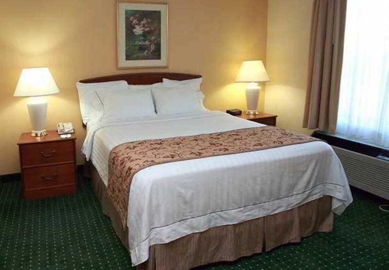 Towneplace Suites Raleigh Cary/Weston Parkway Номер фото