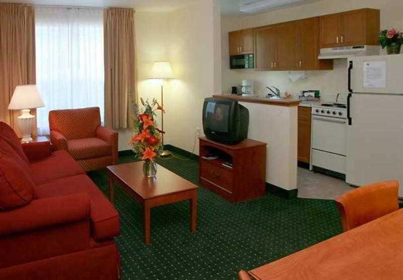 Towneplace Suites Raleigh Cary/Weston Parkway Номер фото